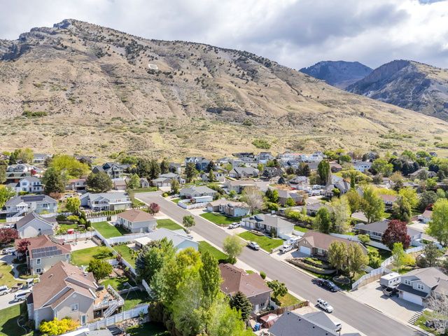 527 N 1180 E, Pleasant Grove, UT 84062