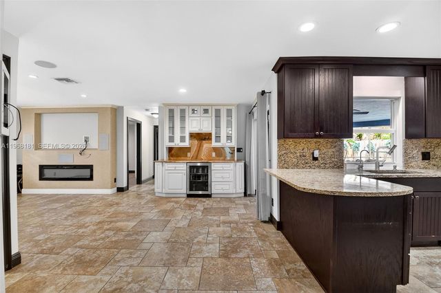 13808 Geranium Place, Wellington, FL 33414