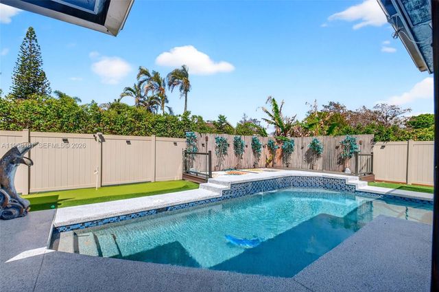 13808 Geranium Place, Wellington, FL 33414