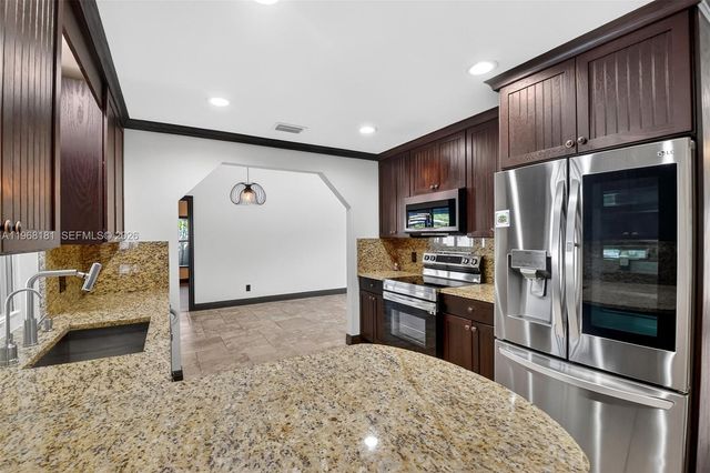13808 Geranium Place, Wellington, FL 33414