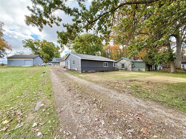 11476 Koth Drive, Linden, MI 48451