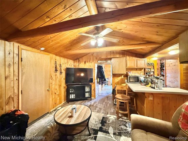 11476 Koth Drive, Linden, MI 48451