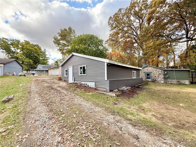 11476 Koth Drive, Linden, MI 48451