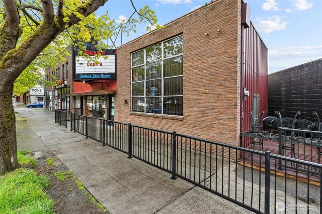 1707 NW Market Street, Seattle, WA 98107