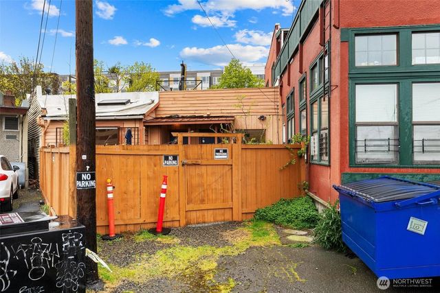 1707 NW Market Street, Seattle, WA 98107