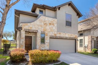 2001 Faro DR 37, Austin, TX 78741