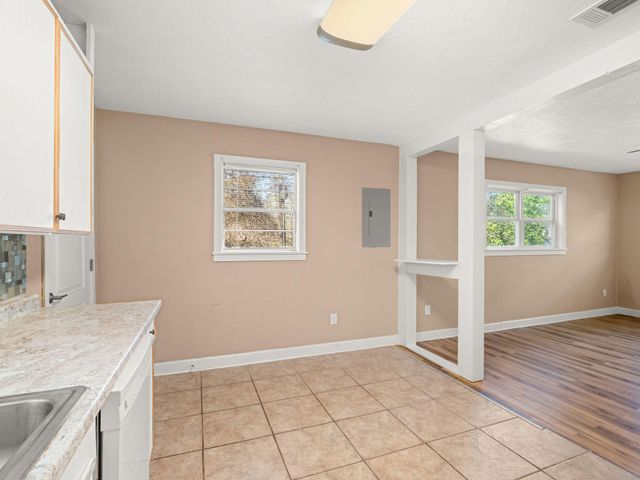 245 Church St, Deridder, LA 70634