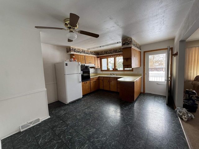 2310 18TH STREET, Menominee, MI 49858