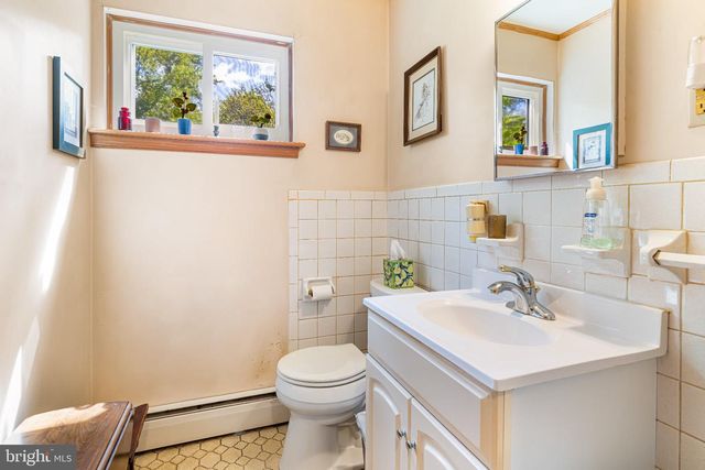 1059 MAPLE AVE, Glenside, PA 19038
