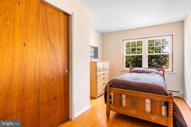 1059 MAPLE AVE, Glenside, PA 19038