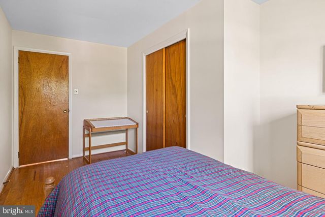 1059 MAPLE AVE, Glenside, PA 19038