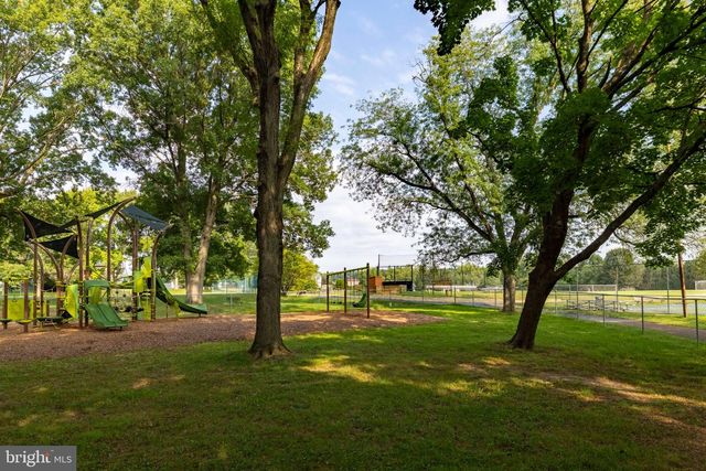 1059 MAPLE AVE, Glenside, PA 19038