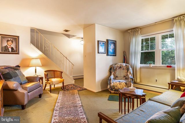 1059 MAPLE AVE, Glenside, PA 19038