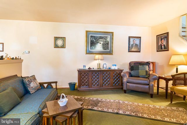 1059 MAPLE AVE, Glenside, PA 19038