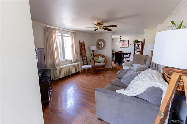 4519 Windsor, Hamburg, NY 14075