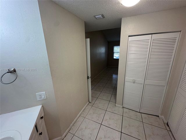 9336 Ketay Cir, Boca Raton, FL 33428