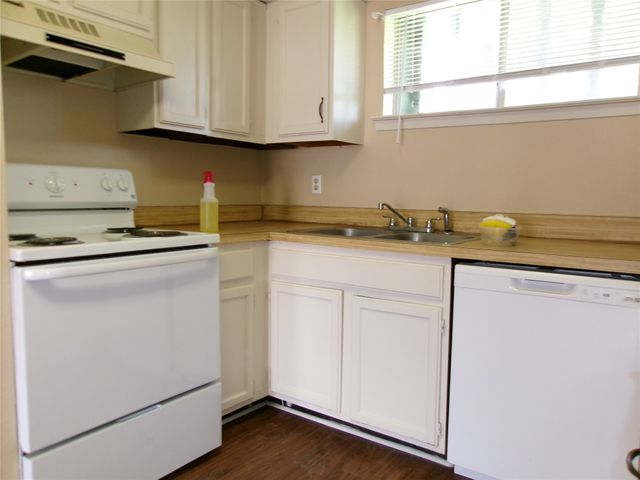 24 E Mountain Creek Court 13, Grand Prairie, TX 75052
