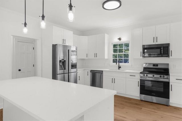 877 Jami Court, Lawrenceville, GA 30046