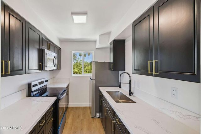 2205 S MILL Avenue, Tempe, AZ 85282