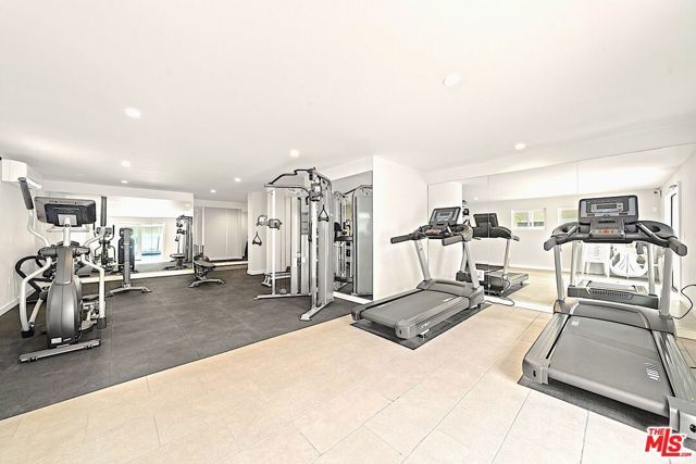 9005 Cynthia Street 214, West Hollywood, CA 90069