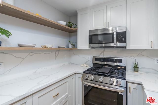 9005 Cynthia Street 214, West Hollywood, CA 90069