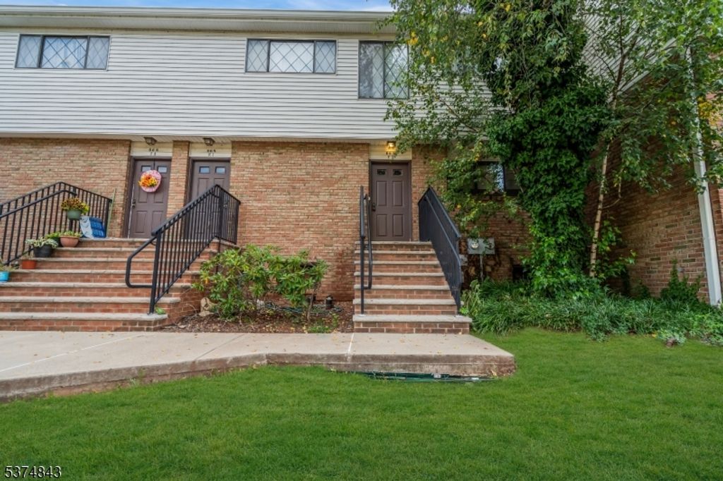668 Marshall Rd, Hillsborough Twp., NJ 08844