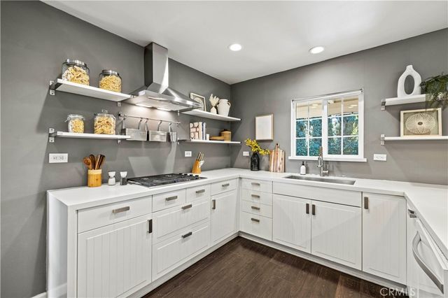 21206 Merridy Street, Chatsworth, CA 91311