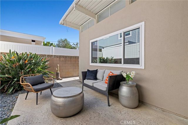 21206 Merridy Street, Chatsworth, CA 91311