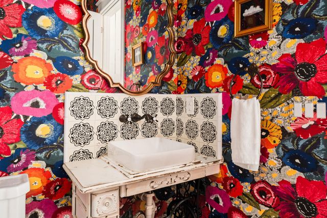 703 E Live Oak ST, Austin, TX 78704