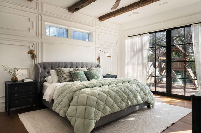 703 E Live Oak ST, Austin, TX 78704