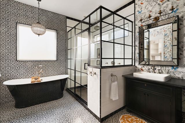 703 E Live Oak ST, Austin, TX 78704