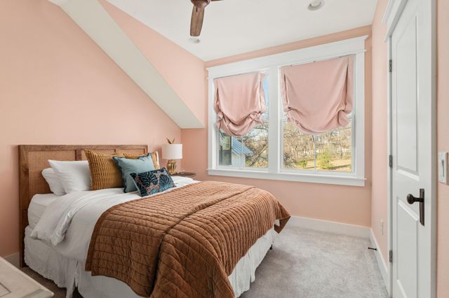 703 E Live Oak ST, Austin, TX 78704