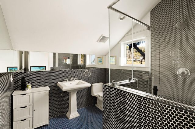 703 E Live Oak ST, Austin, TX 78704