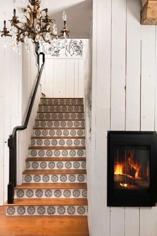 703 E Live Oak ST, Austin, TX 78704