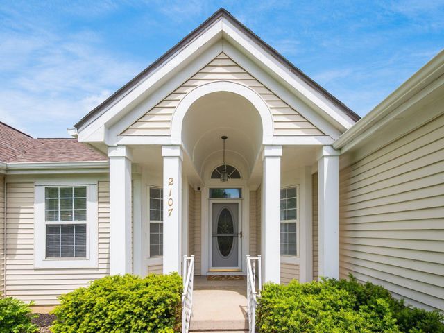 2107 Hayer Court, Lewis Center, OH 43035