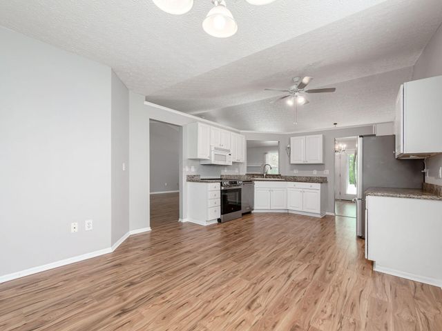 2107 Hayer Court, Lewis Center, OH 43035
