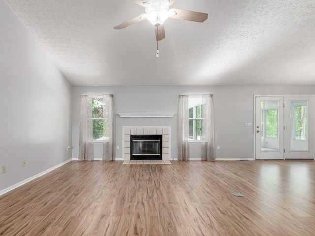 2107 Hayer Court, Lewis Center, OH 43035