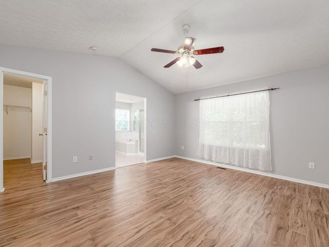 2107 Hayer Court, Lewis Center, OH 43035