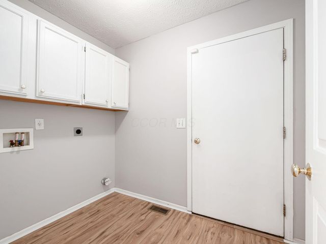 2107 Hayer Court, Lewis Center, OH 43035