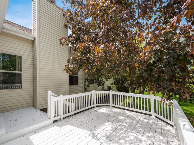 2107 Hayer Court, Lewis Center, OH 43035