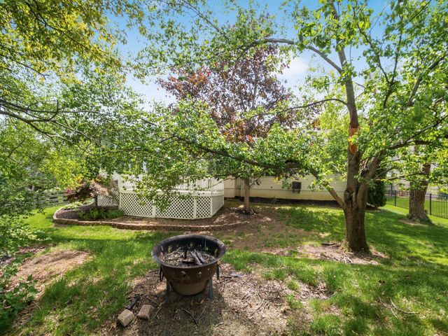 2107 Hayer Court, Lewis Center, OH 43035
