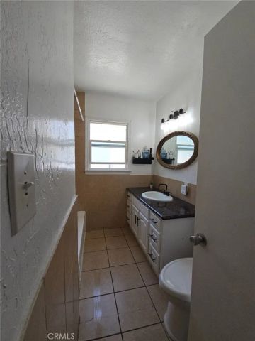 734 Lee, San Bernardino, CA 92405