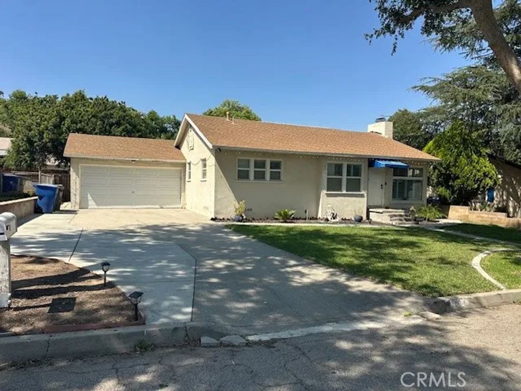 734 Lee, San Bernardino, CA 92405