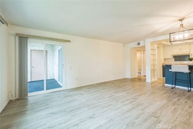10699 San Diego Mission Road 205, San Diego, CA 92108