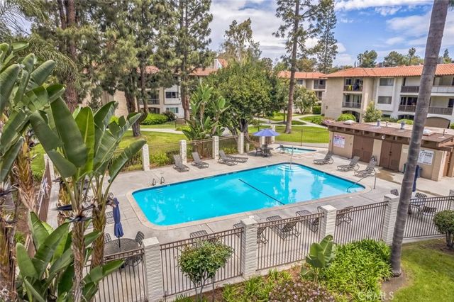 10699 San Diego Mission Road 205, San Diego, CA 92108