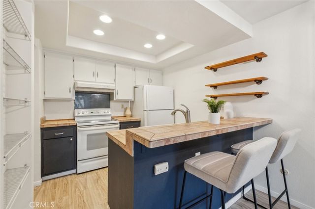 10699 San Diego Mission Road 205, San Diego, CA 92108