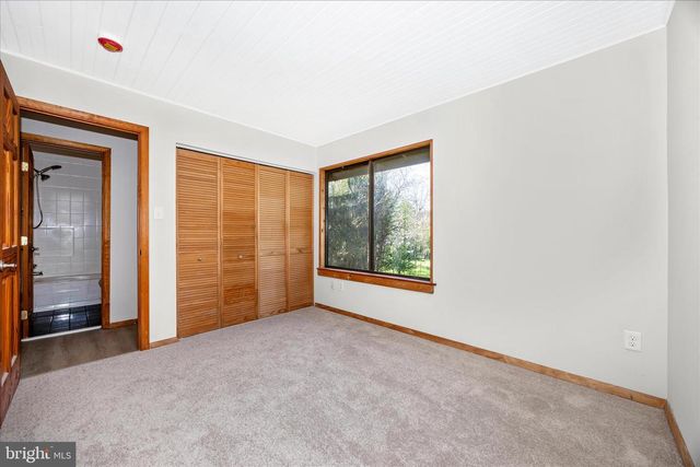 10704 WAYRIDGE DR, Montgomery Village, MD 20886