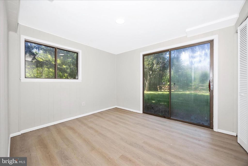 Image 38 of property listing at 10704 WAYRIDGE DR, Montgomery Village, MD 20886