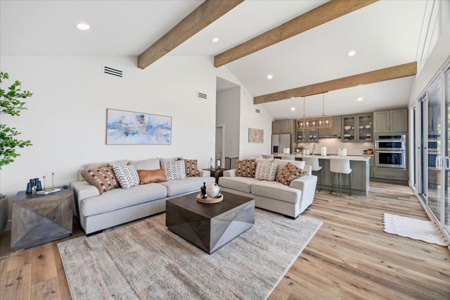524 Sampan Drive, Tool, TX 75143