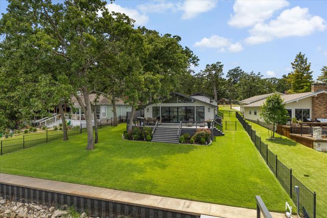 524 Sampan Drive, Tool, TX 75143